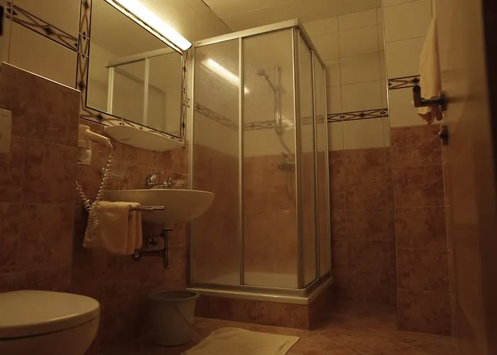 Apart Alpenschlossl Hotel 2*