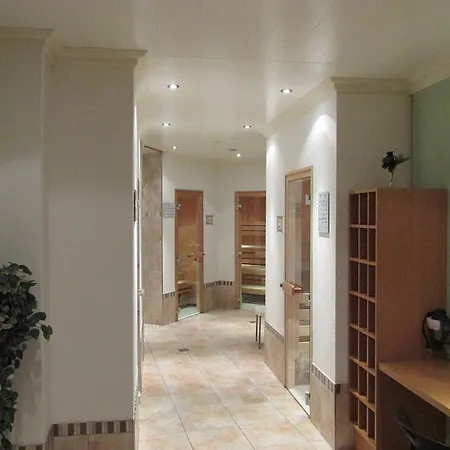 Apart Alpenschlossl Hotel 2*